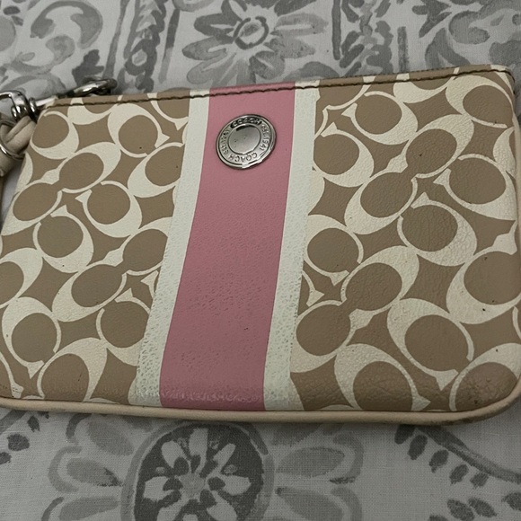 Coach Chelsea Signature Heritage Stripe Pink White Zip Wristlet - Picture 2 of 7